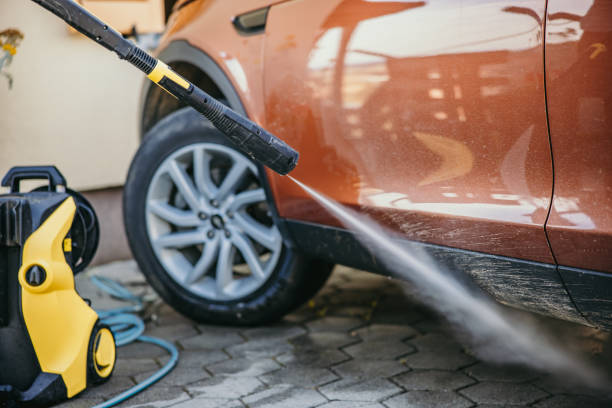 Best Roof Pressure Washing  in Sterling Heights, MI